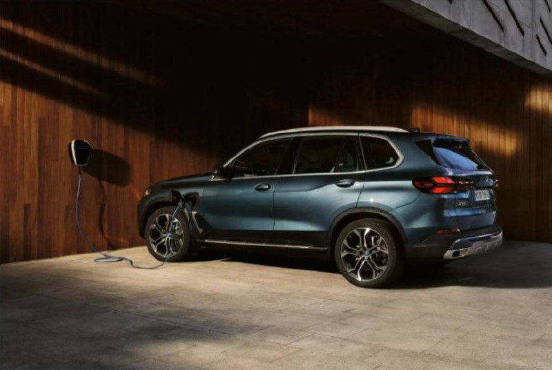 BMW готовит новое поколение X5  — оно может стать мощнее, чем актуальный X5 M.