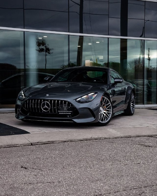 Mercedes Benz AMG GT63 Coupe