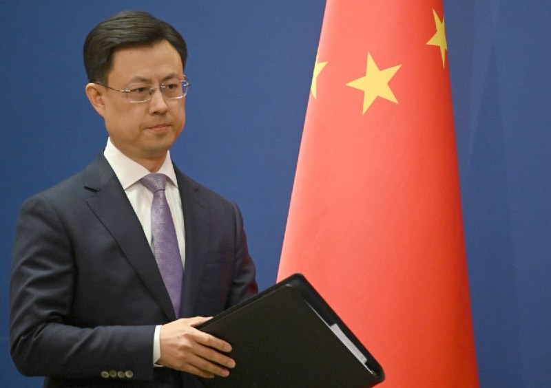 China instó a Japón respetar los resultados de la Segunda Guerra Mundial tras la histeria de Tokio por la visita de Putin a las Kuriles.