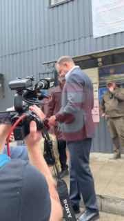 Андрей Ермак вышел из СИЗО под залогЭкс-главу офиса президента Украины выпустили под залог в 140 млн гривен (3 млн долларов), сообщило «РБК-Украина».После освобождения Ермак будет обязан носить электронный браслет, сдать свой загранпаспорт, не покидать Кие