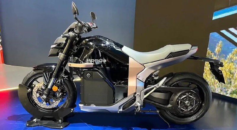 Honda представила первый серийный электромотоцикл 3