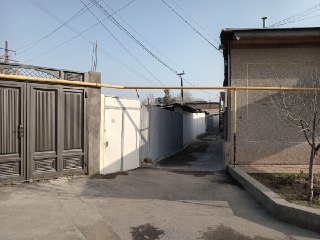 SROCHNIY ER sotiladi 6,5sotih