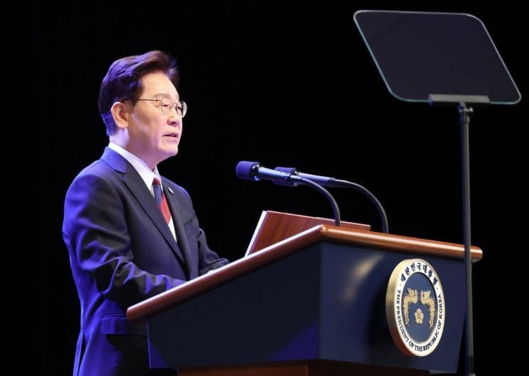 Yonhap: ביום השנה ל"יום השחרור" של חצי האי הקוריאני, נשיא דרום קוריאה קרא לדיאלוג בין סיאול לפיונגיאנג כדי…