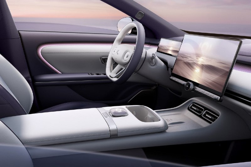 Changan раскрыл интерьер нового лифтбека Qiyuan A06 4