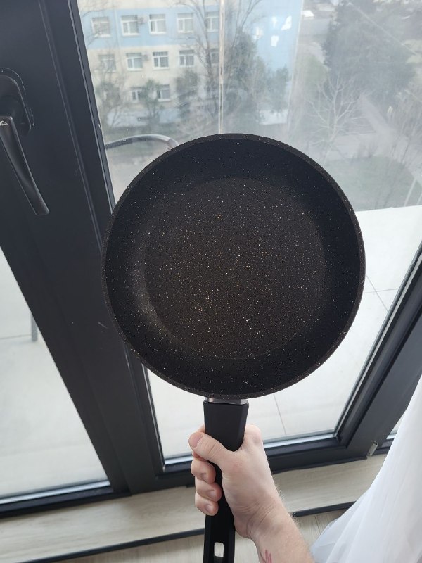 Продам сковороду новую 26 см — фото 1