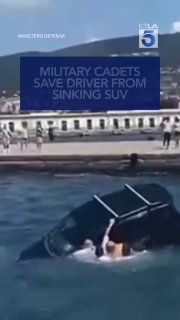 🇺🇸 One person died and three others remain missing after a boat carrying 20 people sank near Alcatraz Island in #SanFrancisco Bay on Tuesday, authorities said.