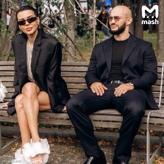 Джиган требует с Самойловой свою долю в 310 миллионов за совместно нажитое имущество. Параллельно с разводом светская львица закрыла три убыточных бизнеса, должна налоговой 714к рублей и начала распродавать автопарк. Блогерка стремительно теряет активы — п