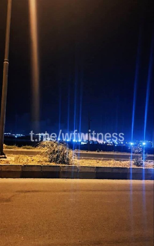 ️🇮🇷 תמונה המציגה עשן עולה בעיר בורוג'רד במרכז איראן.