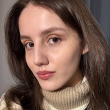 Лиза Дизайнит