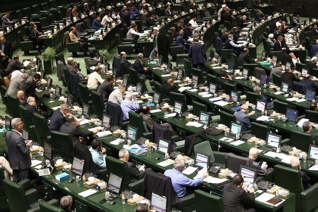 سردشت روداو: تذکر کتبی نمایندگان به مسئولان اجرایی؛ لزوم افزایش حقوق بر اساس نرخ تورم🔹بیش از ۷۰ نفر از نمایندگان مجلس شورای اسلامی در