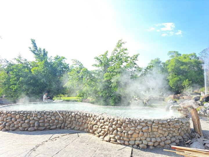 【(泰國)清邁府全攻略~七版 〥】〜〆山甘烹泡溫泉│草莓園之戀