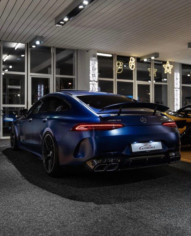 Mercedes-AMG GT63 S 3