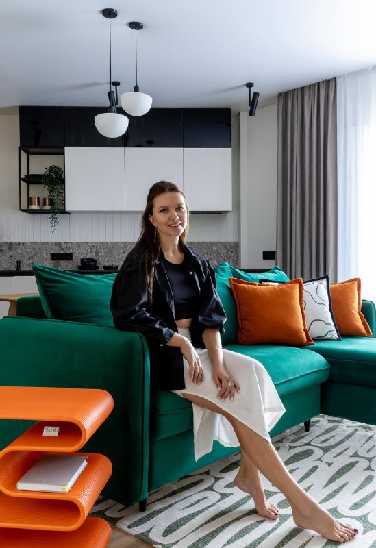 Интерьер квартиры в Старом Осколе. Одно из любимых моих решений здесь фартук кухни, обажаю! А еще цвет санузла! Проект делали в далеком 2022 Семья ... - изображение 2 - еще, интерьер, квартиры