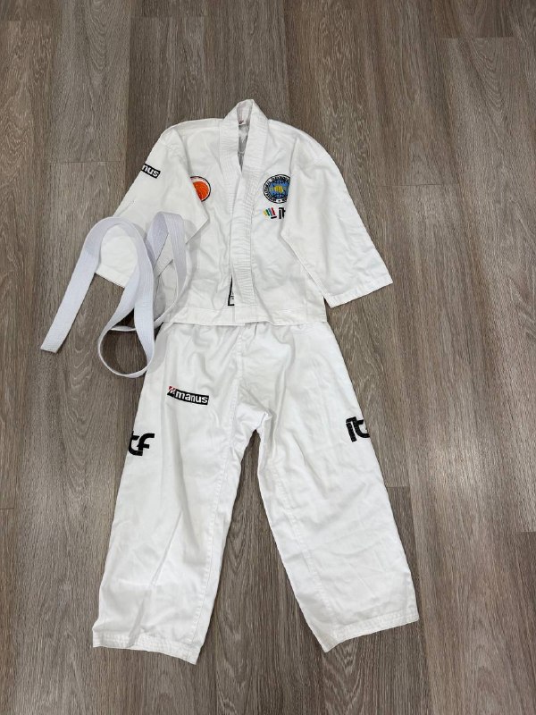 Продаю детское кимоно