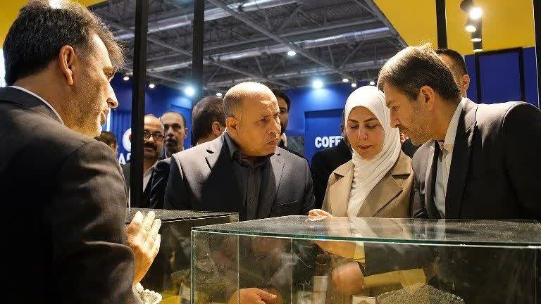 اخبار اصفهان: بصره، مسیر تازه صادرات فولاد ایران به عراق🔹رئیس شورای استان بصره عراق از دعوت از شرکتهای تولیدی اصفهان برای حضور در نما