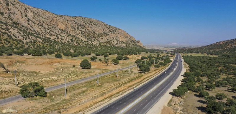 روزنامه ایران: ⭕ درخواست از دولت برای ارتقای ایمنی راه و خودرورئیس پلیس راهور فراجا:🔹از همه مسئولان میخواهیم در جهت ایجاد زیرساختهای