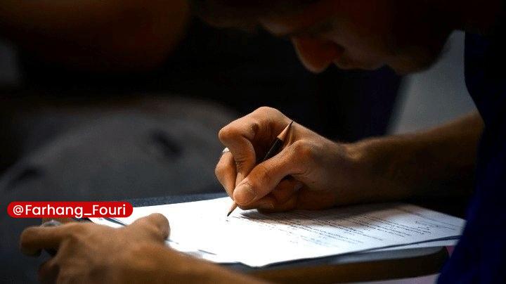 فرهنگ فوری💡: کنکوریهای اهواز در تاریکی و گرمای ۵۰ درجه!🔹تاریکی و گرمای ۵۰ درجهای بهعلت قطعی برق در حوزۀ دانشکده فنی دانشگاه شهید چ