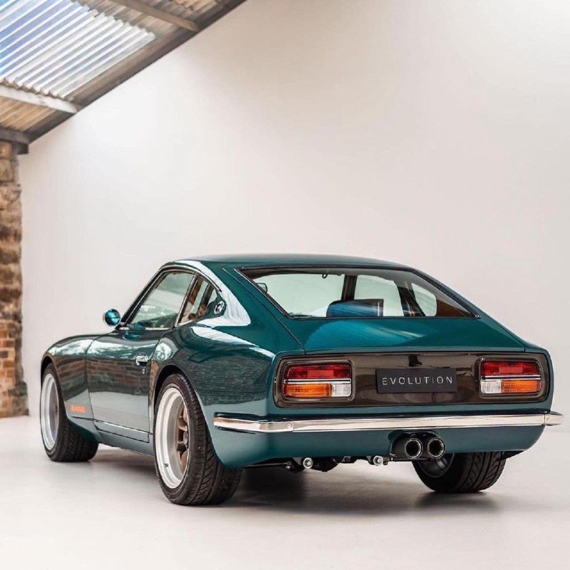 Datsun 240Z 5