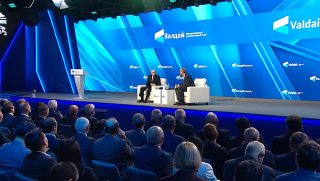 Ещё пачка заявлений деда:  ▪️ ЕС, оправдывая свою агрессию, наверняка выдернет из контекста и будет эксплуатировать тезисы о том, что РФ якобы угрожает ему ядерным оружием; ▪️ Украина не может существовать самостоятельно, она утрачивает элементы государств
