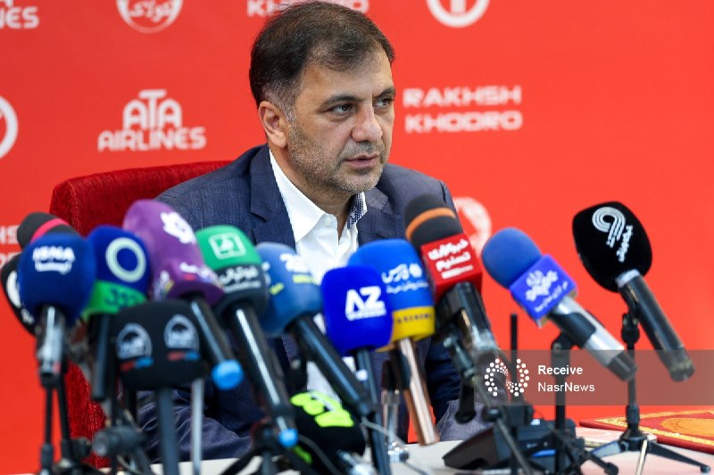 اخبار نصر: 📌کریمی: شرافتم و تجربه‌ مدیریتی‌ام را گرو می‌گذارم ▫️مدیرعامل باشگاه تراکتور، با تأکید بر تلاش این باشگاه برای برگزاری د