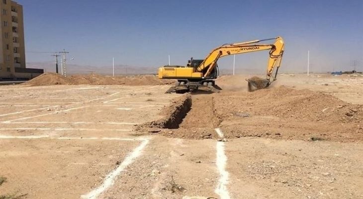 پایگاه خبری سفیرافلاک: 📣 بعد از گذشت ۲ دهه؛ زمینهای شهرآراء بروجرد همچنان بلاتکیف استقصه زمینهای شهرآراء از سال ۱۳۸۲ آغاز شد؛ جایی که زمینها