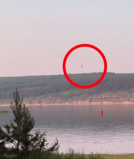 ⚡️ Минобороны признало крушение сверхзвукового бомбардировщика Ту-22МЗ в Иркутской области. Летчики успели катапультироватьсяДальний ракетоносец-бомбардировщик Ту-22МЗ рухнул при заходе на посадку в Иркутской области днем в понедельник. Сначала появились к