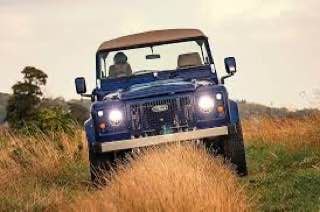 Представлен рестомод на базе Land Rover Defender 90 1