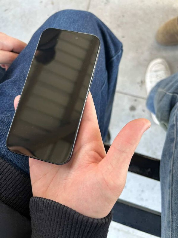 Продается Iphone 15 — фото 1