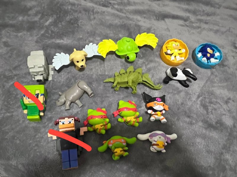 Продаю: фигурки из McDonald's и другие