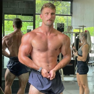 HUNKS WORKING OUT Telegram Channel