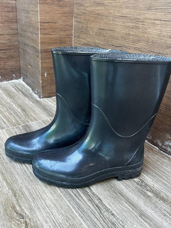 Резиновые сапоги и аксессуары