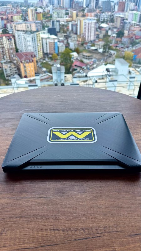 Продам игровой ноутбук ASUS