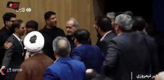 💢פזשקיאן: משמרות המהפכה והצבא עמדו נגד שתי מעצמות גרעיניות והדהימו את העולם