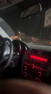 דחוף: תגבורת צבאית של הכיבוש, בליווי דחפור, הסתערה על מחנה קלנדיה, מצפון לירושלים הכבושה.