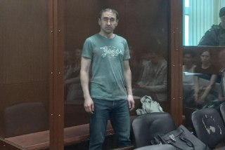 ❗️Журналиста «Новой газеты» Олега Ролдугина оставили в СИЗО еще на два месяца — до 10 июляТверской суд Москвы продлил арест журналисту «Новой» Олегу Ролдугину по делу о незаконном использовании и хранении персональных данных — якобы в составе группы лиц (п