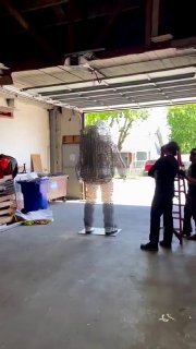 Julian Voss-Andreae is a quantum physicist-turned-sculptor.