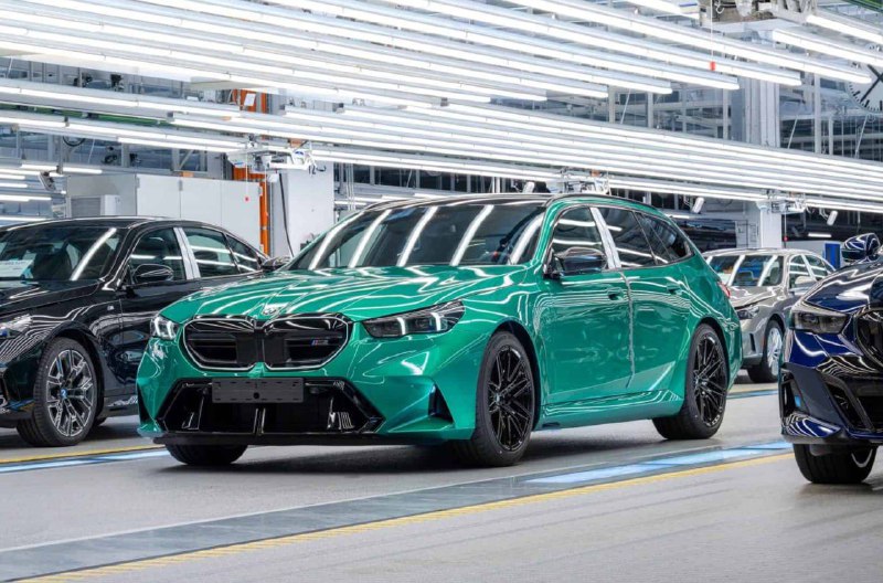 Спрос на новый универсал BMW M5 превзошел ожидания