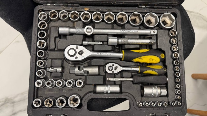 Продам Набор инструментов «Сталь» (94+ предмета)