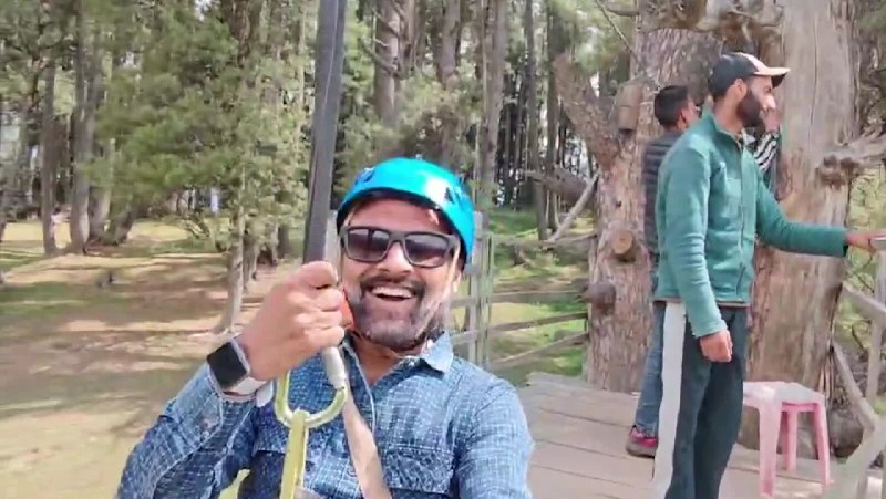 Tourist Selfie Video Captures Kashmir Terror Attack