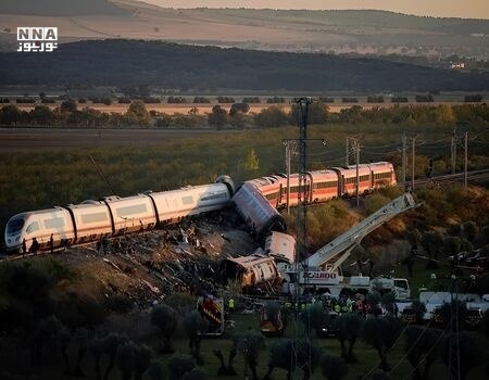 שלושה ימי אבל ציבורי בספרד; פרטים על תאונת הרכבת המהירה הקטלנית; הנסיעה לברצלונה בוטלה ההתנגשות הקטלנית של…