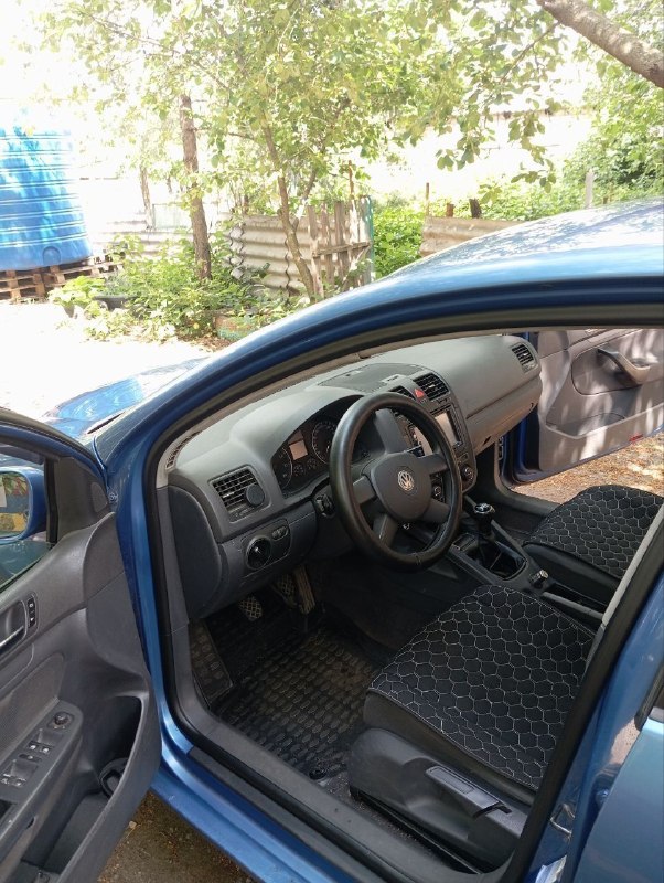 🚘 Марка и модель:   5
📏 Пробег: 266 тыс.
📆 Год: 2004
📝 Кпп:
⚙️ Описание: продам  golf 5.
Мотор 1.6. Механика.
Собственник.
На ходу в хорошем состоянии. Едит тихо, ничего не стучит, не гремит. Климат, музыка, 2 ключа, аккум новый. Резина отличная + зимняя на отдельных штампах.

💰 Цена: 400т. Торг
🌍 Город:
📞 Телефон: +79495200915 - фотография - 5