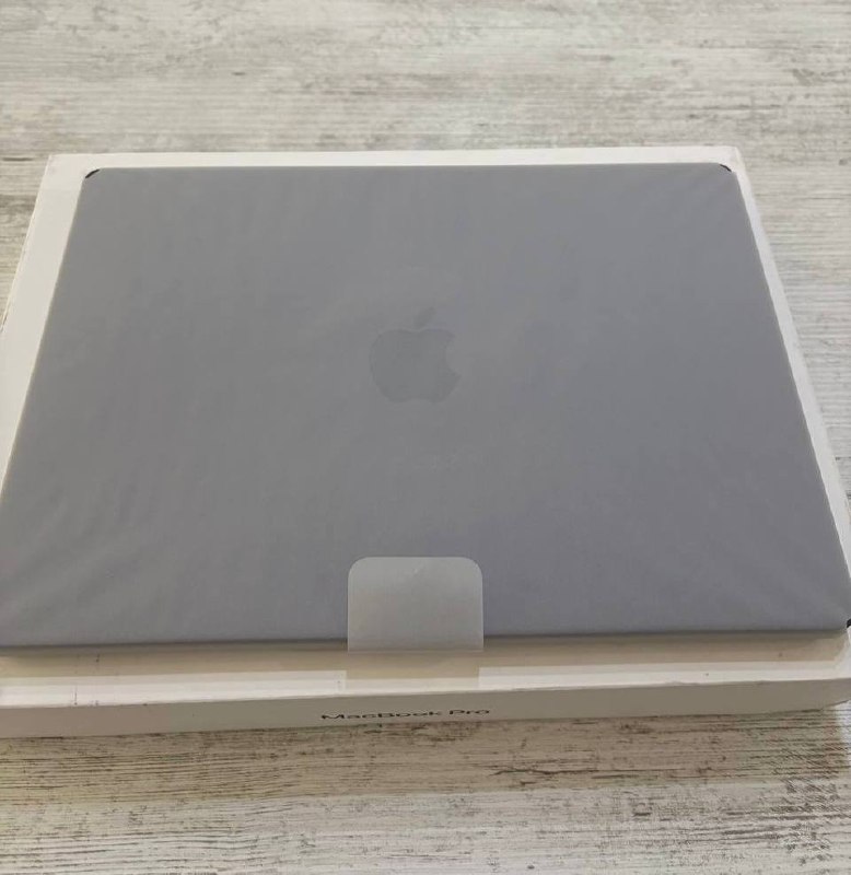 MacBook Pro 14' M5 Pro — фото 1