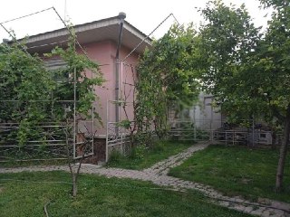 Sotiladi Дом Мирабад махалля Заминобод 7 Соток Заезд для машины есть
