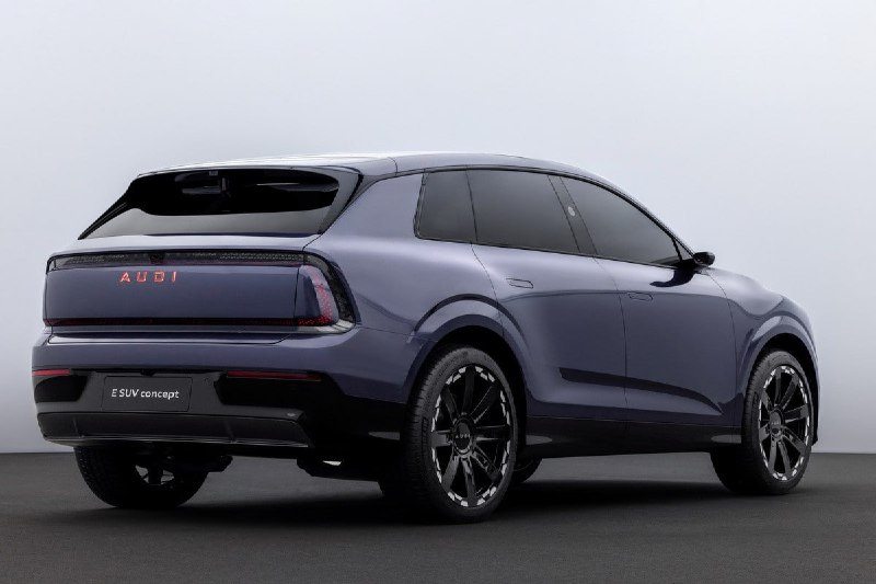 AUDI показала новый электрокроссовер 4