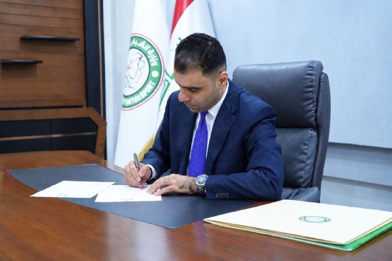 وزير الشباب يوقّع ضوابط تأسيس الأندية الرياضية ويخفض الحد الأدنى للألعاب المطلوبة