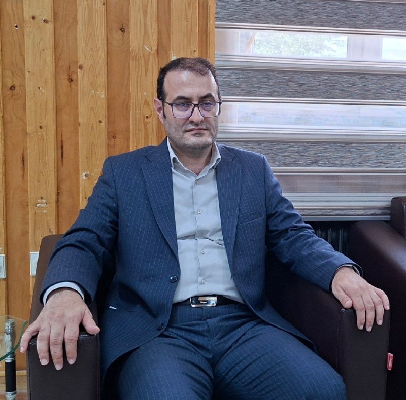 پایگاه اطلاع رسانی دولت/ اشنویه: دیدار و تجلیل فرمانده و مسئولان انتظامی شهرستان با فرماندار و معاونین فرماندار اشنویه به مناسبت هفته دولتبه مناسبت گرامی