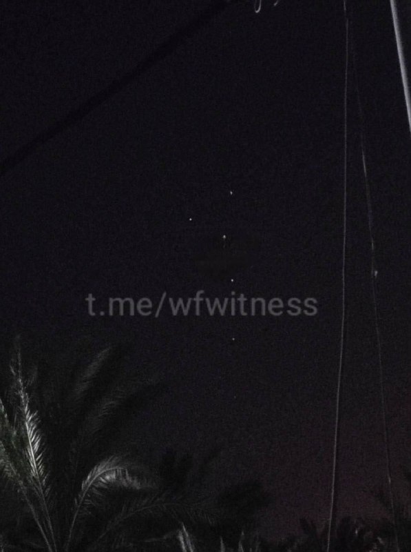 ️🇮🇷 תמונה מציגה לכאורה עצמים לא מזוהים (אולי PrSM) עפים בשמי אזור בצרה בעיראק הולכים לכיוון איראן.