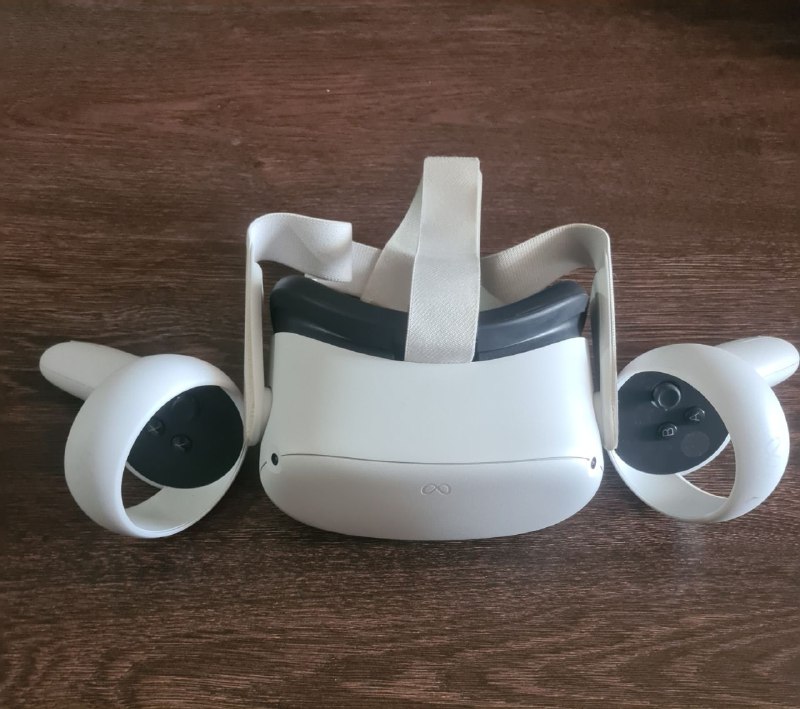 Виртуальный шлем Oculus quest 2. Цена  400 лари — фото 1