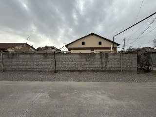 Burchakli 3,88 sotixli uchastka sotiladi, Uchxoz, fasad 18,5-21 m