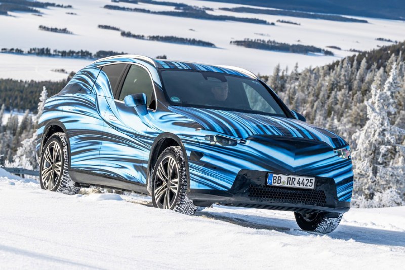 Опубликовано первое изображение электрического Mercedes-Benz GLC 2